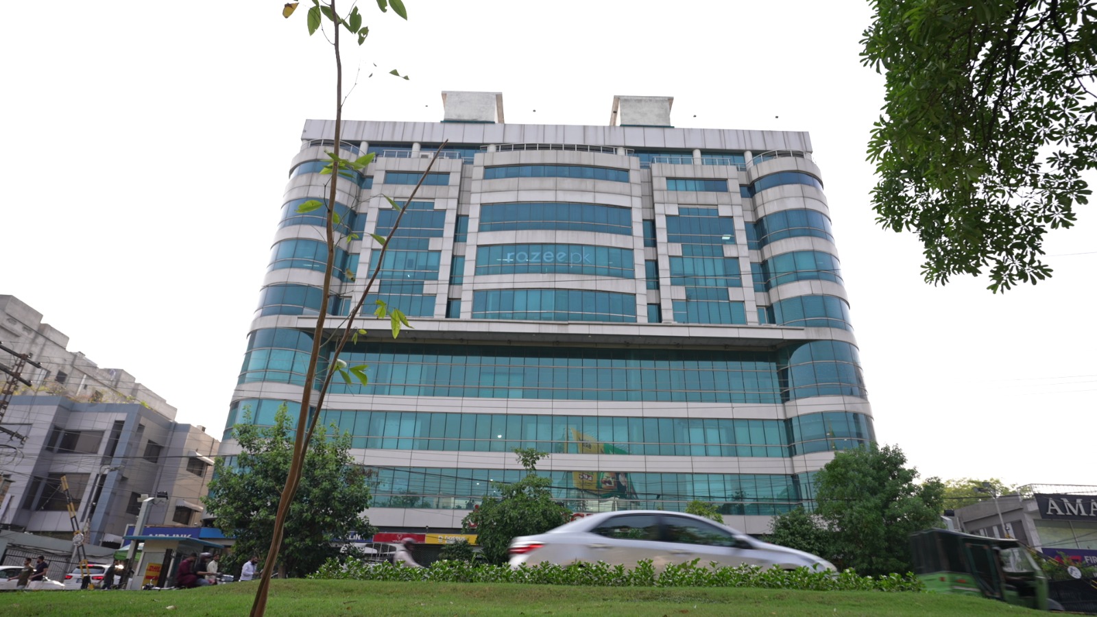Jeff Heights Building Exterior
