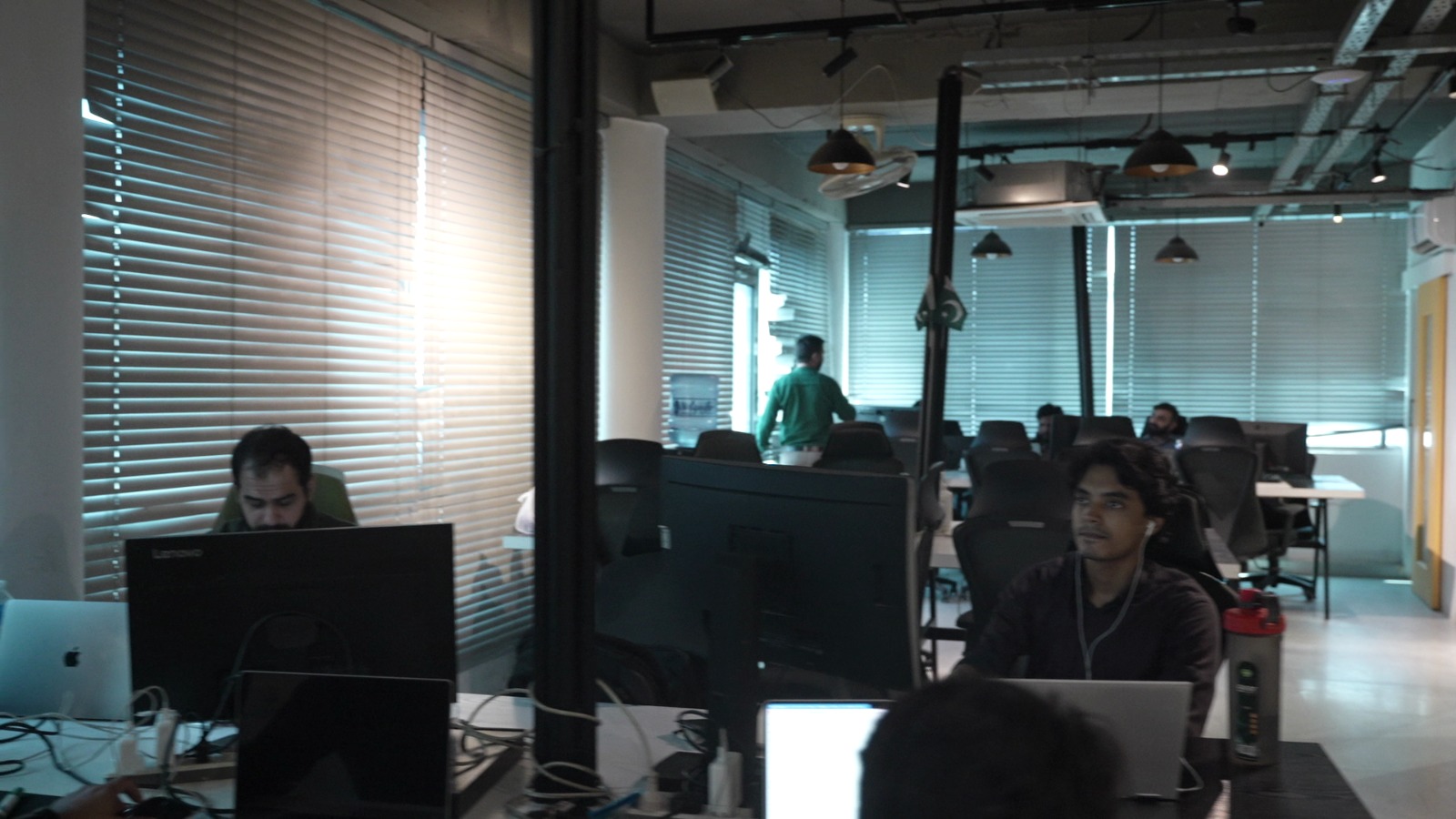 Open Office Workstation